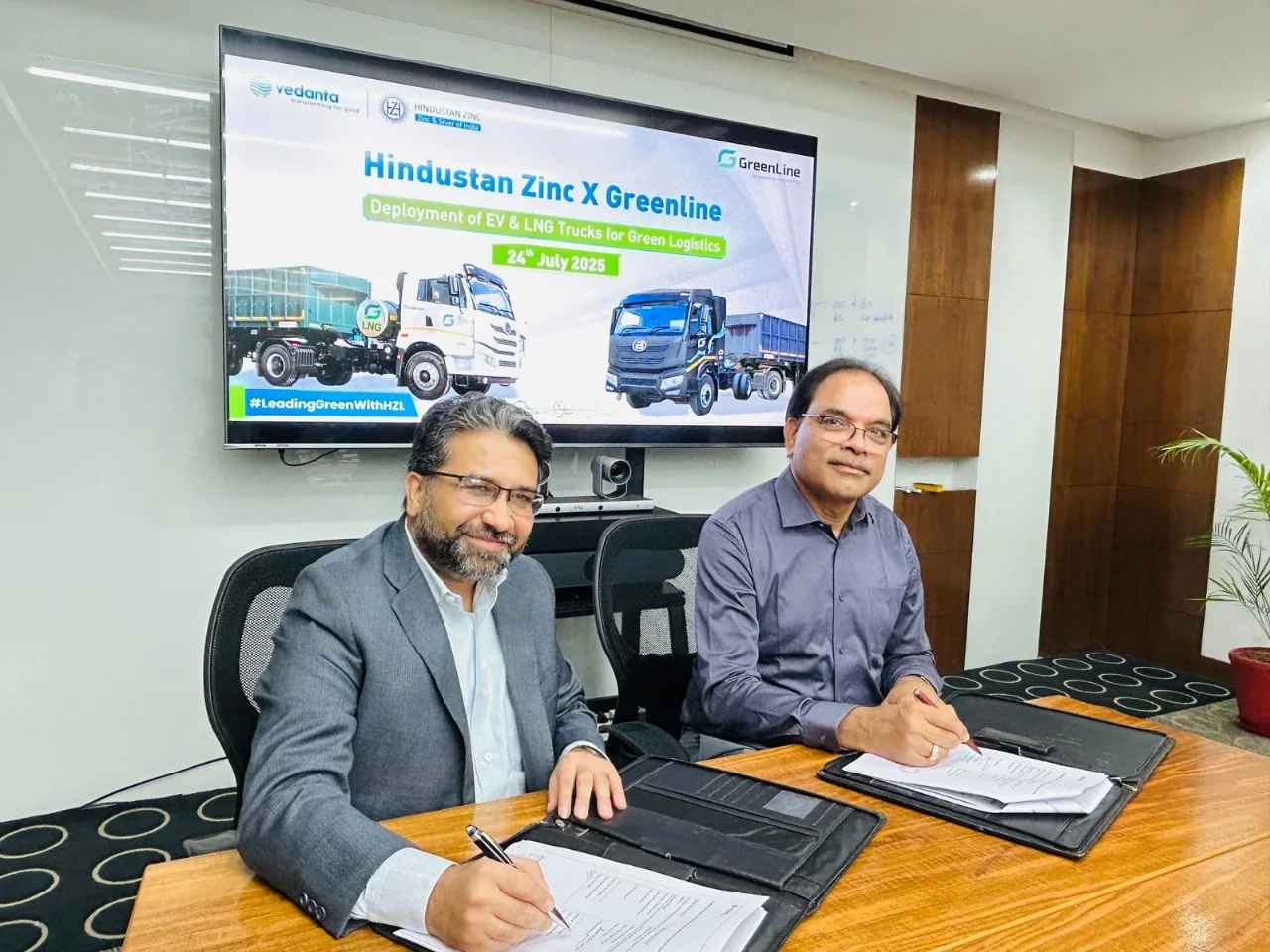 Hindustan Zinc and GreenLine Partner to Decarbonize Logistics with EVs and LNG Trucks